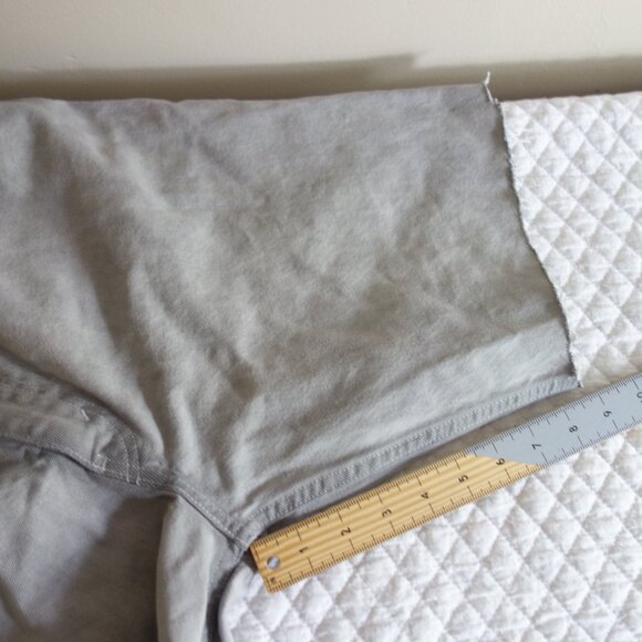 LEVI’S Silver Tab Gray Cut-Off Shorts (altered) Sz W36 - Picture 6 of 6